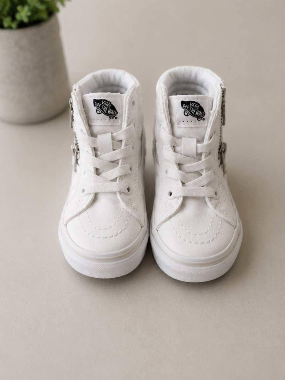 Vans Sk8-Hi Zip High Top Sneakers Toddler Size 5.5 White Cream Side Zip